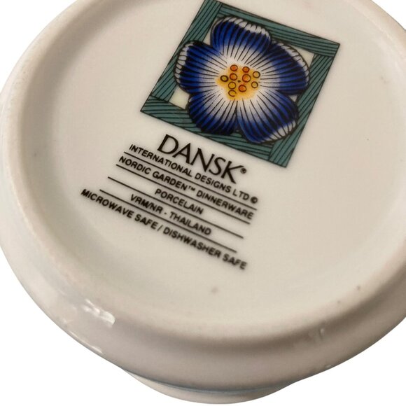 Dansk Nordic Garden Floral Lattice Porcelain Mug - Picture 6 of 8